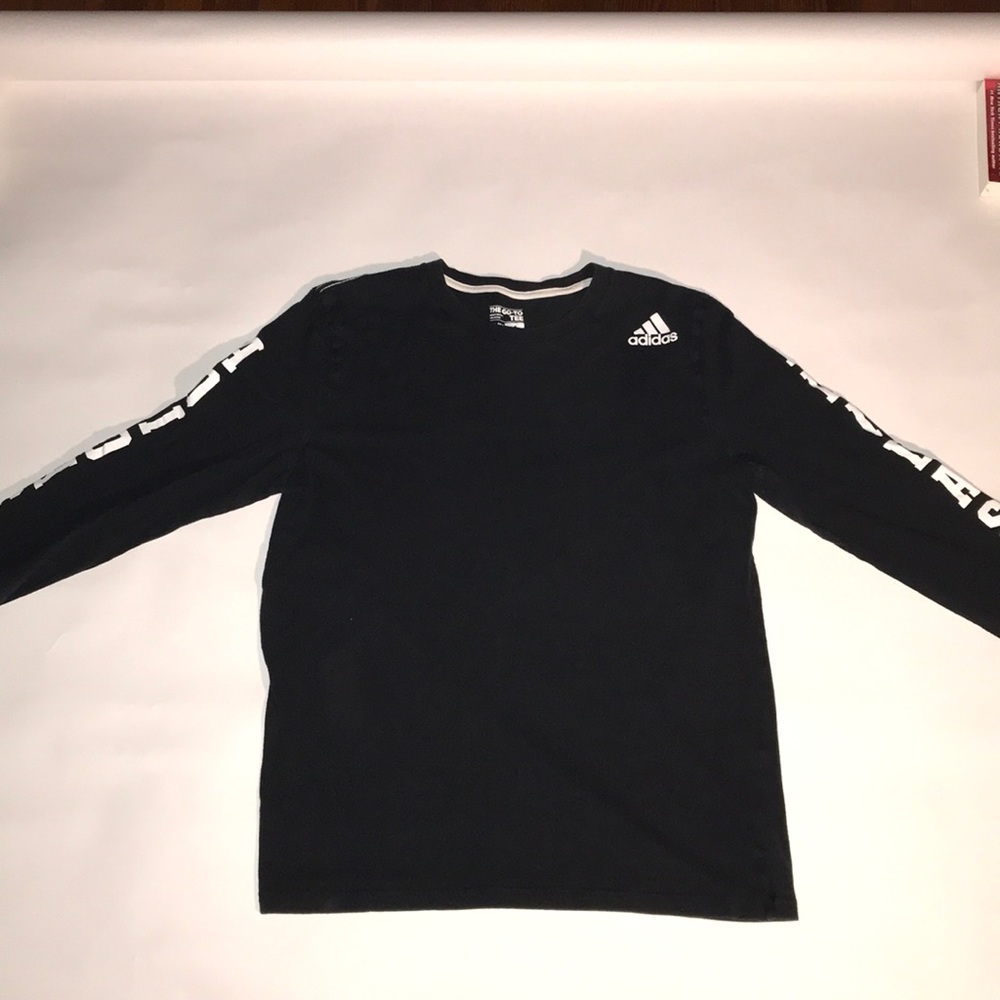 Boys Adidas Long sleeve size XL - Picture 1 of 4
